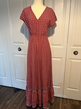 Max Studio Red Printed V-Neck Empire Waist Maxi Dress